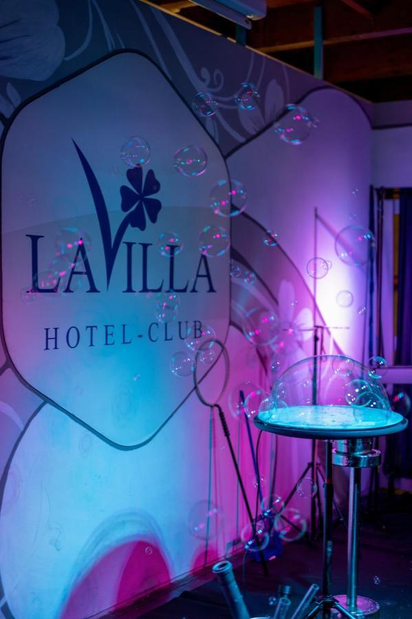 Hotel Club La Villa Martinsicuro Zewnętrze zdjęcie